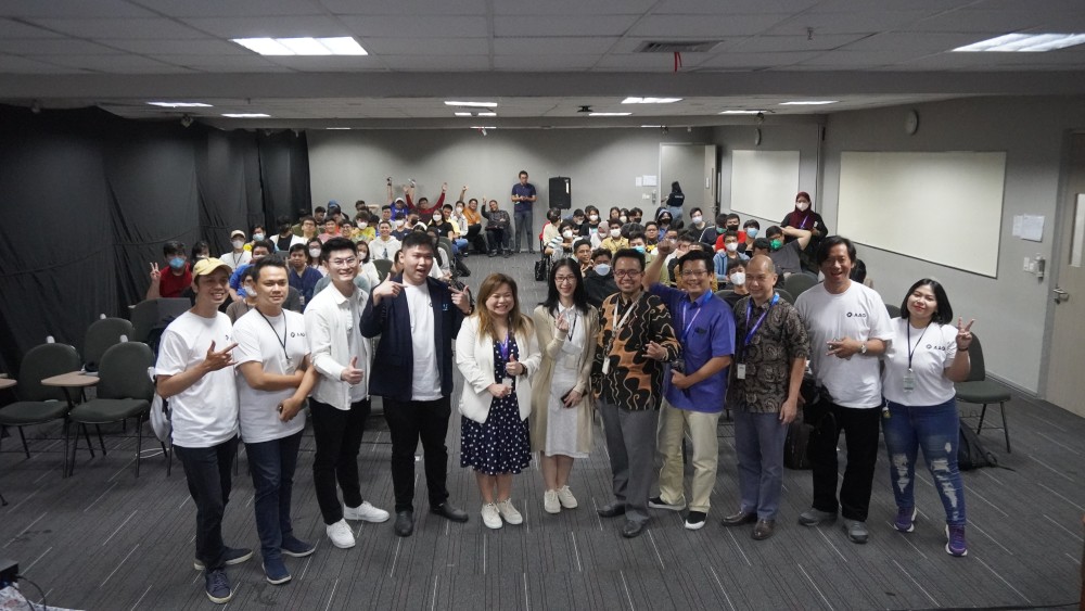 Ekplorasi Potensi Teknologi Web3 untuk Membangun Bisnis Masa Depan, Program Studi Teknologi dan Informasi SGU Gelar Seminar “Technopreneurship in the Blockchain and Web3 Era”