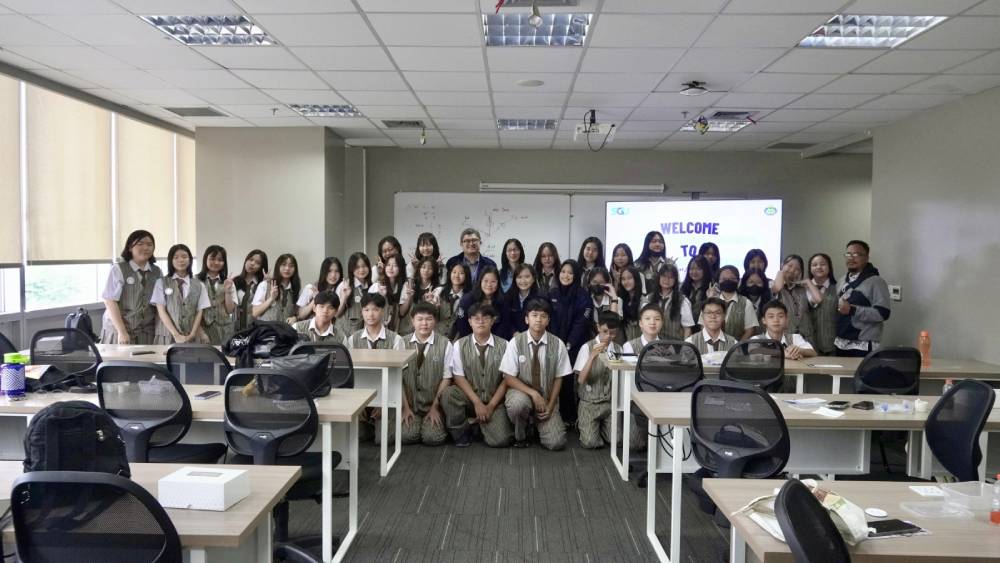 Mutiara Bangsa 2 School Students Explore University Life at SGU